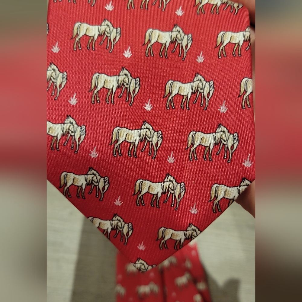 HERMES Paris Vintage Silk Tie HORSE PAIR RANCH ANIMAL Red 7480 IA - Picture 3 of 3